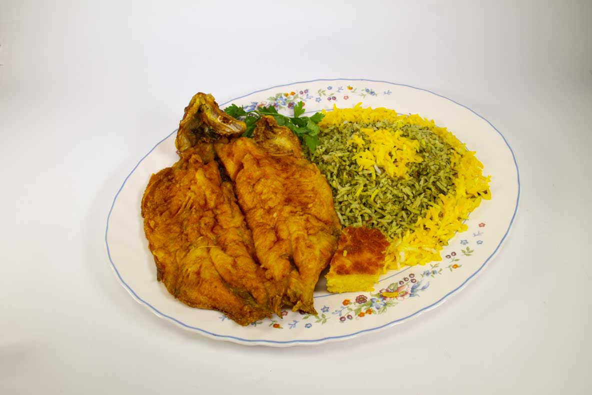 سبزی پلو با ماهی قزل آلا